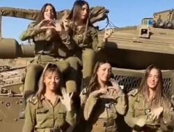 Tentara Wanita Israel yang Dibebaskan Hamas Ucapkan Terima Kasih pada Al-Qassam