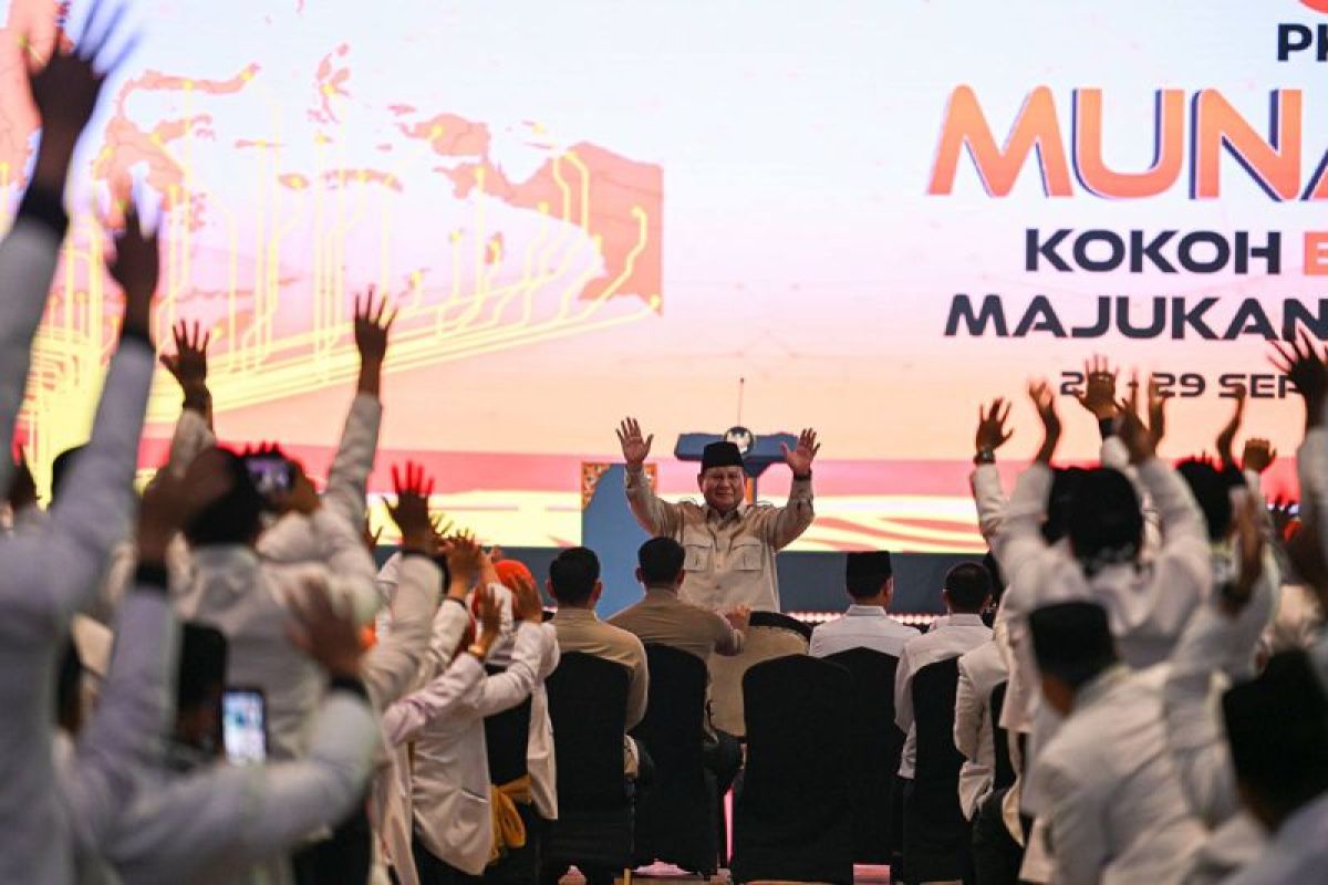 "Presiden RI Prabowo Subianto memerintahkan TNI, Polri, dan Bea Cukai melakukan operasi besar-besaran menindak tambang ilegal di Bangka Belitung (Babel). (Dok. Antara)"