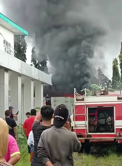 Gudang Puskesmas Tragah.webp (32 KB)