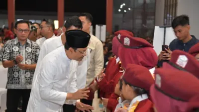 Bansos Sekolah Rakyat Diarahkan Bangun Usaha Mikro Keluarga