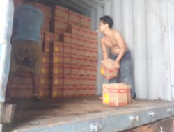 Gudangnya Disatroni Aparat, Edi Cau Bantah Oli Mesran Pertamina yang Diedarkan Palsu